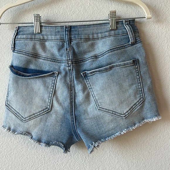 SO High Rise Short - Juniors 5/27W - Picture 4 of 4